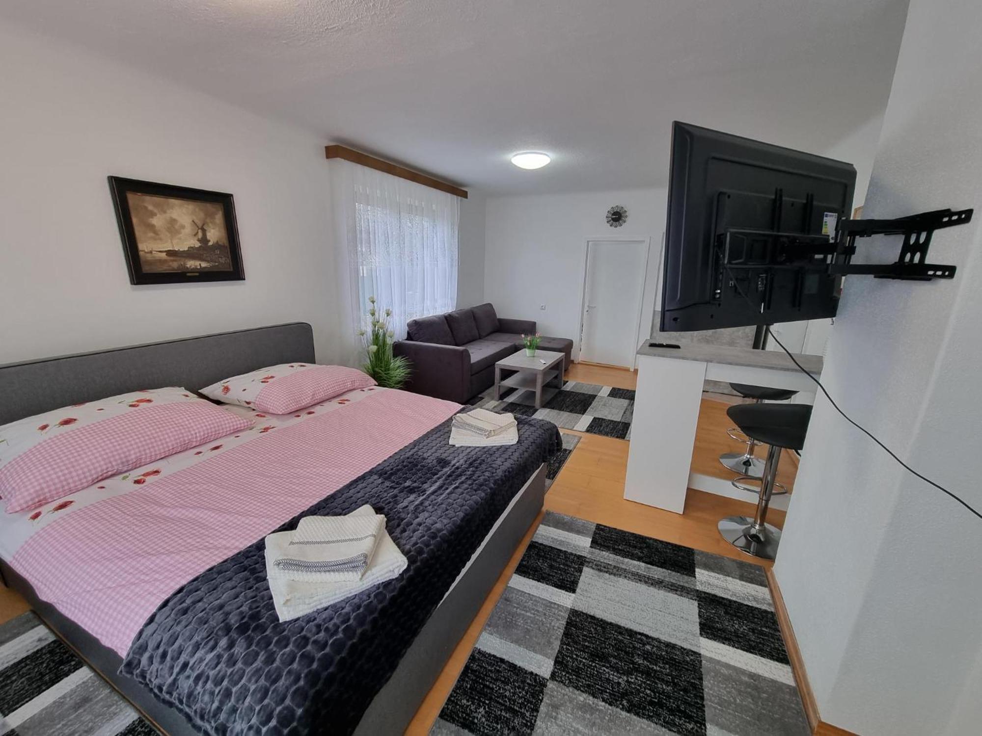 Pension Donaublick Grein 2 In Stifterstrasse 19A Экстерьер фото